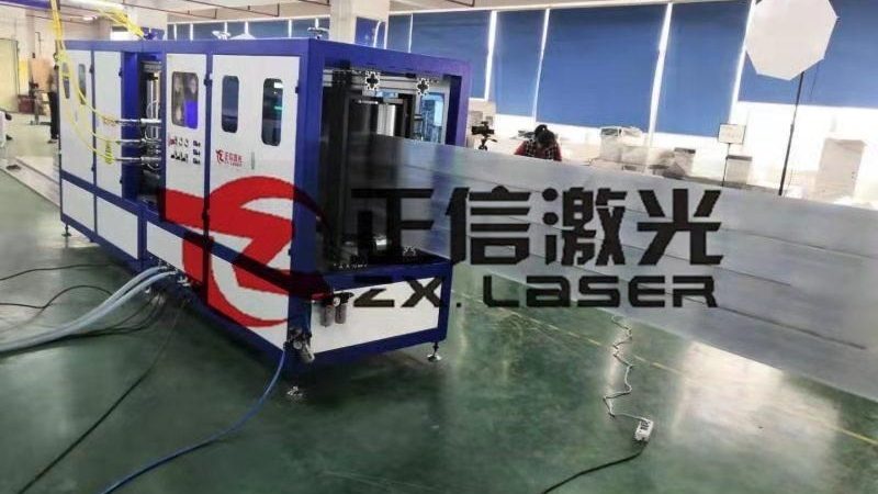 小型金属光纤激光切割机：价格背后的考量因素